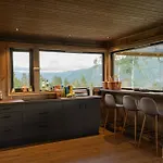 Campingplads Vidsyn Midjås *