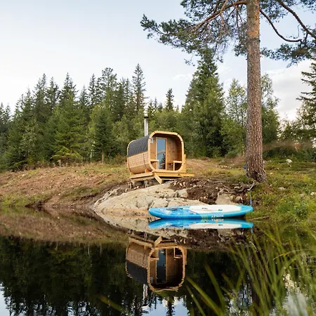 Vidsyn Midjås * Vistad