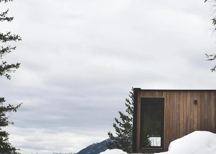 Vidsyn Midjas * Vistad