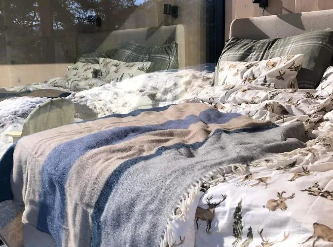 Vidsyn Midjas * Vistad